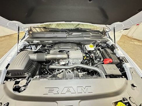 New 2026 RAM 1500 Big Horn AWD/4WD image 45