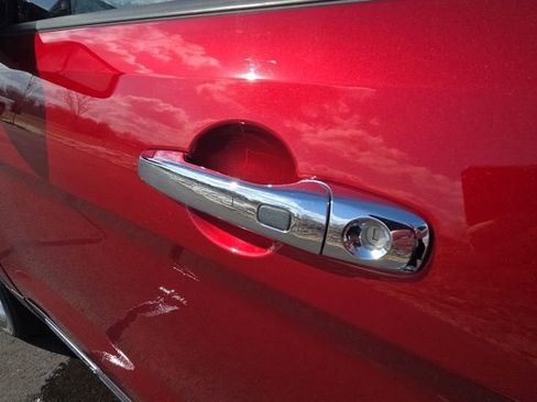 Used 2016 Ford Explorer Limited image 25