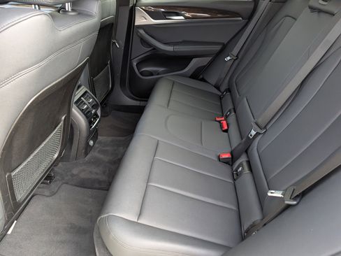 Used 2019 BMW X3 xDrive30i w/ Driving Assistance Package image 11