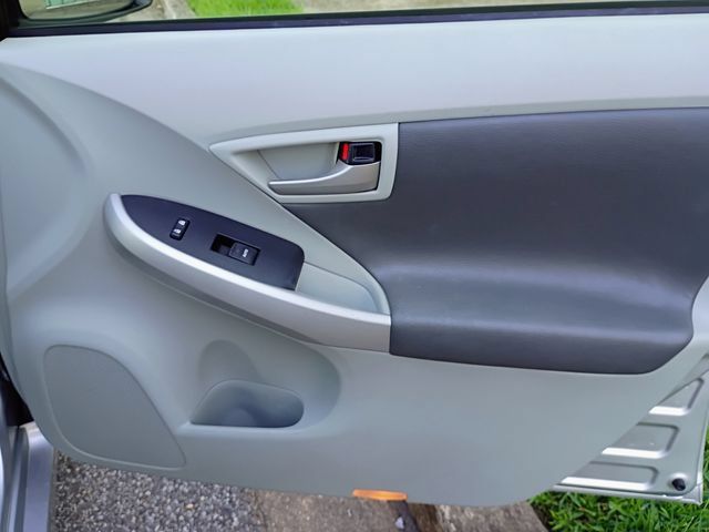 Used 2012 Toyota Prius Two FWD image 42