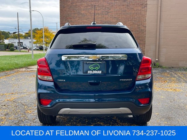 Certified 2020 Chevrolet Trax Premier w/ LPO, Cargo Package FWD image 4