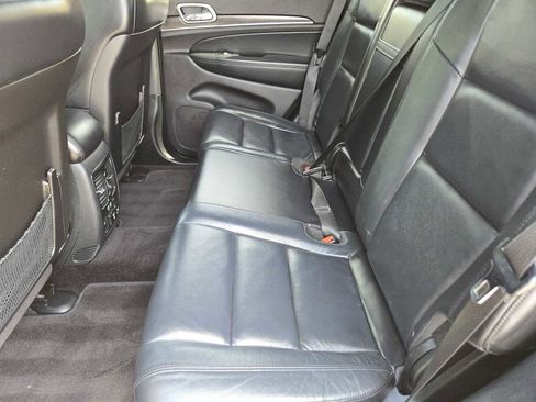 Used 2018 Jeep Grand Cherokee Limited AWD/4WD image 28