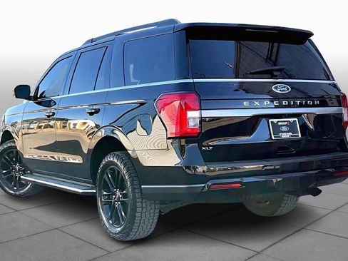Certified 2022 Ford Expedition XLT image 11