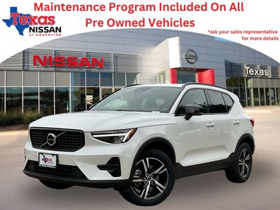 Used 2024 Volvo XC40 B5 Core
