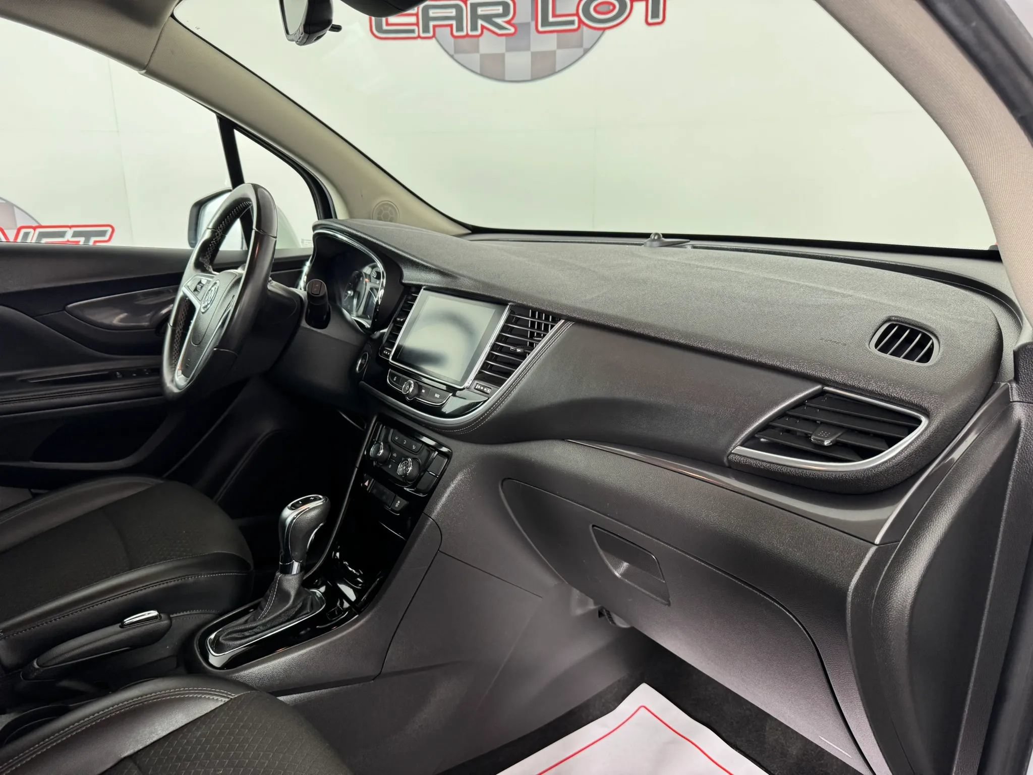 Used 2020 Buick Encore Preferred FWD image 12