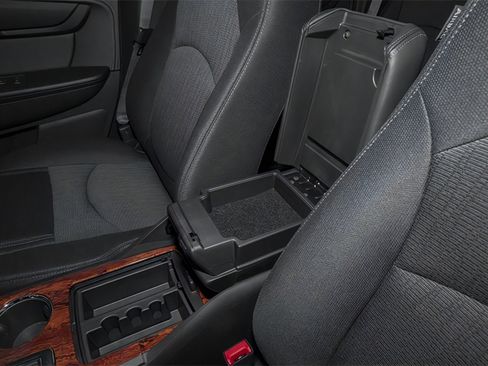 Used 2014 Chevrolet Traverse LT FWD image 12