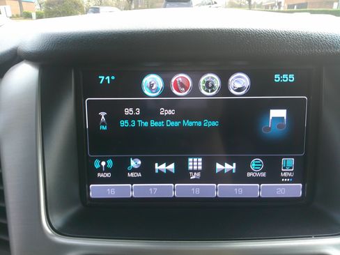 Used 2018 GMC Yukon SLT image 22