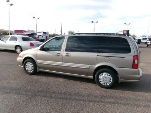 Used 2001 Oldsmobile Silhouette GL image 10