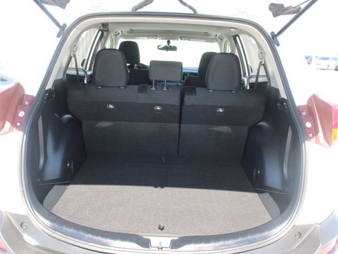 Used 2014 Toyota RAV4 XLE FWD image 14