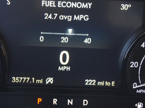 Used 2022 Lincoln Corsair AWD w/ Premium Package image 13