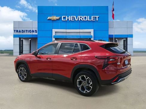 New 2026 Chevrolet Trax LT w/ Driver Confidence Package FWD image 7