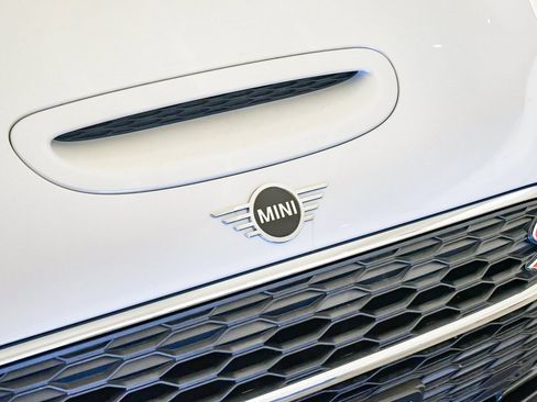 Certified 2023 MINI Cooper Clubman S image 8