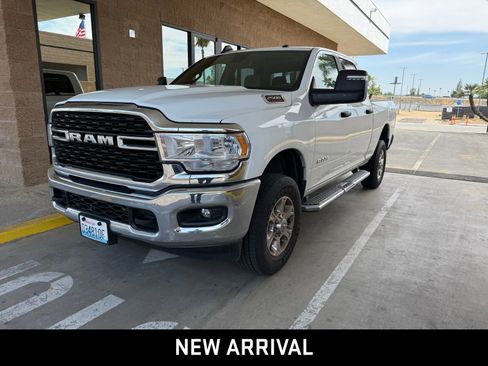 Used 2024 RAM 2500 Big Horn AWD/4WD image 1
