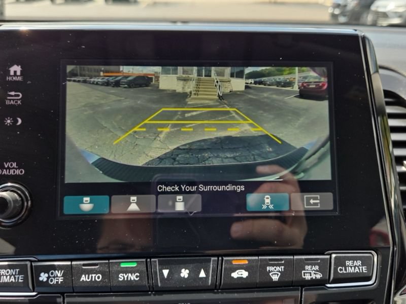 Used 2023 Honda Odyssey Touring image 44