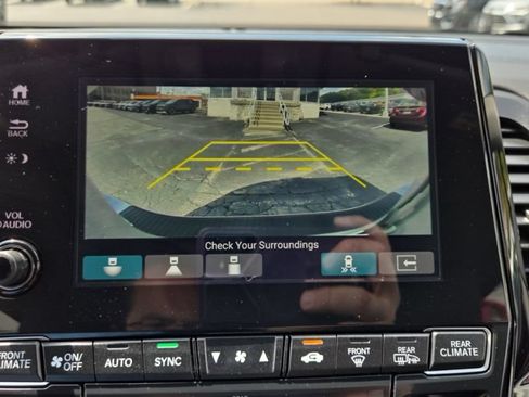 Used 2023 Honda Odyssey Touring image 44