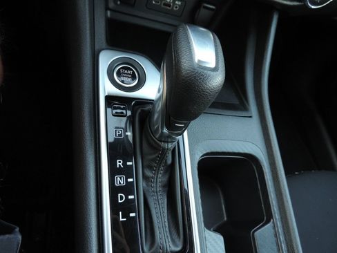 Used 2024 Nissan Sentra SV w/ All-Weather Package FWD image 23