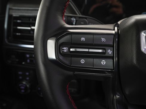 Used 2026 GMC Yukon AT4 Ultimate image 23