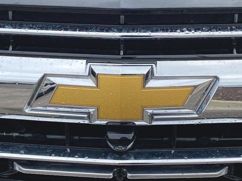 Used 2025 Chevrolet Tahoe Premier AWD/4WD image 31