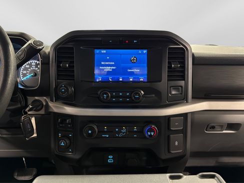 Used 2022 Ford F150 XLT w/ Trailer Tow Package AWD/4WD image 30