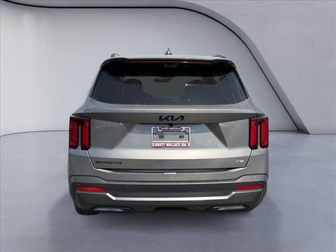 New 2026 Kia Sorento SX Prestige AWD/4WD image 4