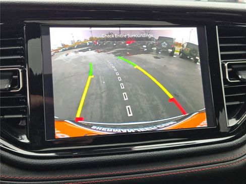 Used 2023 Dodge Durango GT image 34