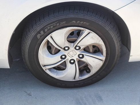 Used 2015 Honda Civic LX image 10