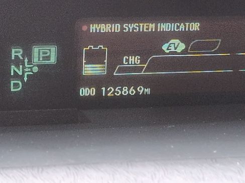 Used 2012 Toyota Prius Two FWD image 22