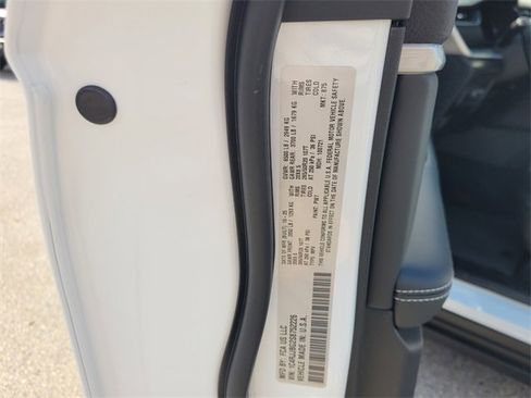 New 2025 Jeep Grand Cherokee L Limited image 22