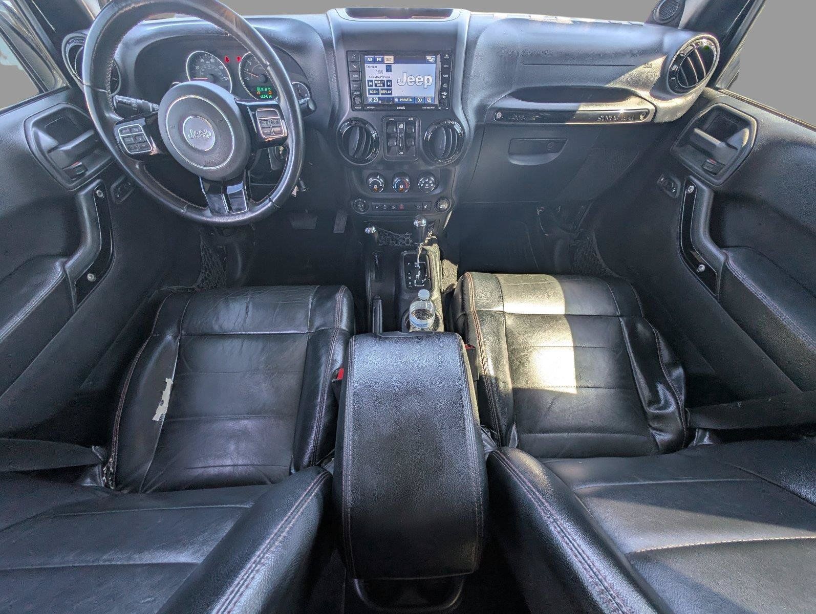 Used 2012 Jeep Wrangler Unlimited Sahara AWD/4WD image 31