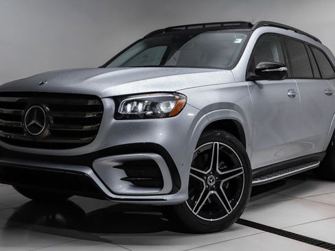 New 2026 Mercedes-Benz GLS 450 4MATIC image 22
