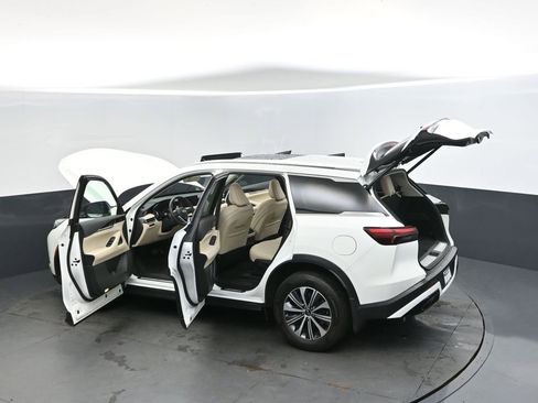 Certified 2023 INFINITI QX60 Pure image 48