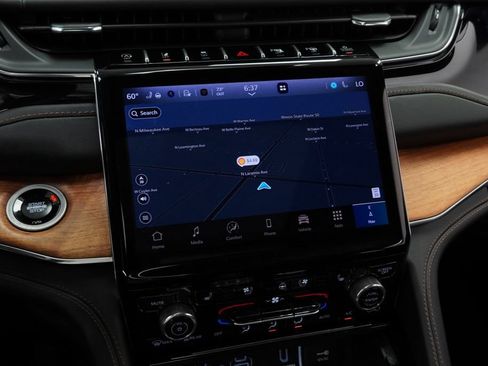 Certified 2025 Jeep Grand Cherokee L Summit AWD/4WD image 35