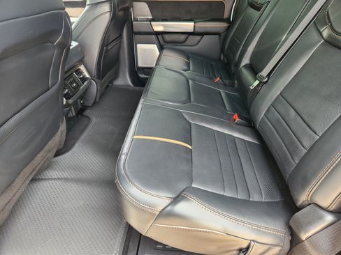 Used 2024 Ford F250 Platinum AWD/4WD image 30