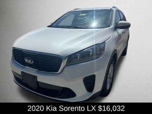 Used 2020 Kia Sorento LX w/ LX I4 Convenience Package AWD/4WD image 7