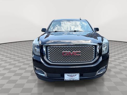 Used 2016 GMC Yukon Denali w/ Open Road Package AWD/4WD image 18