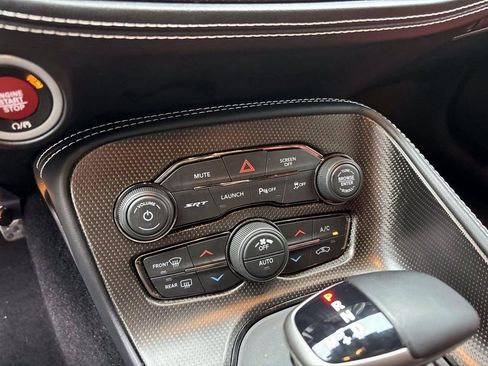 Used 2022 Dodge Challenger SRT Hellcat image 21