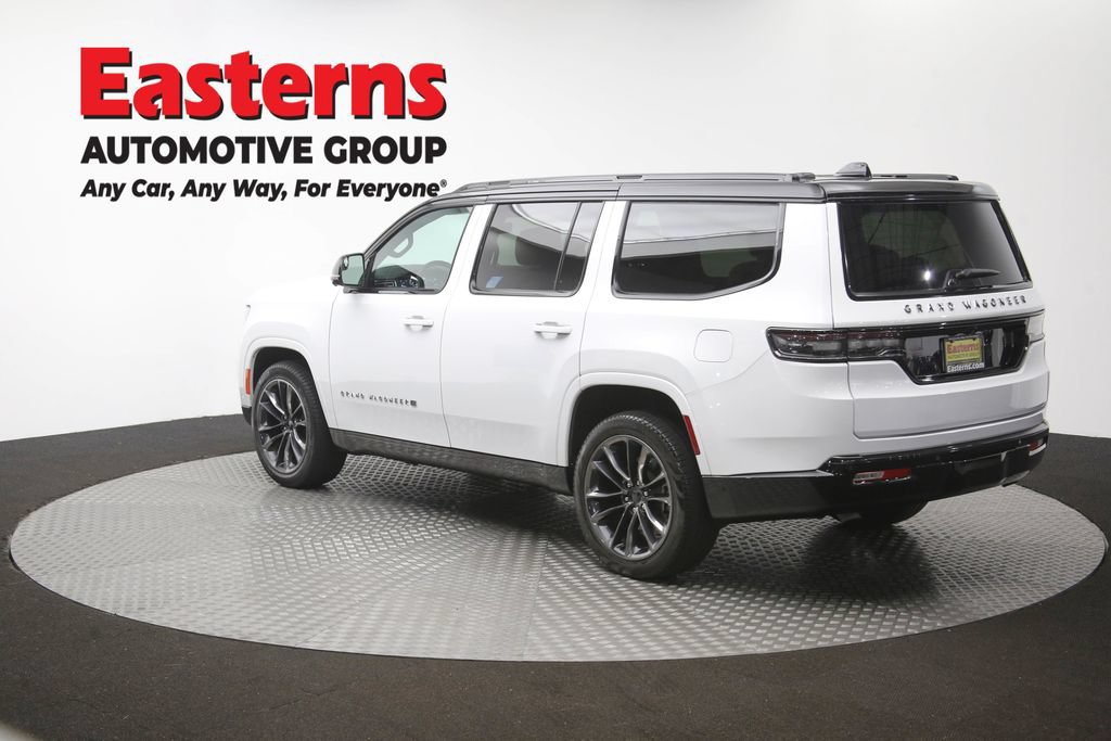 Used 2025 Jeep Grand Wagoneer Series III w/ Rear Seat Video Group 1 AWD/4WD image 70