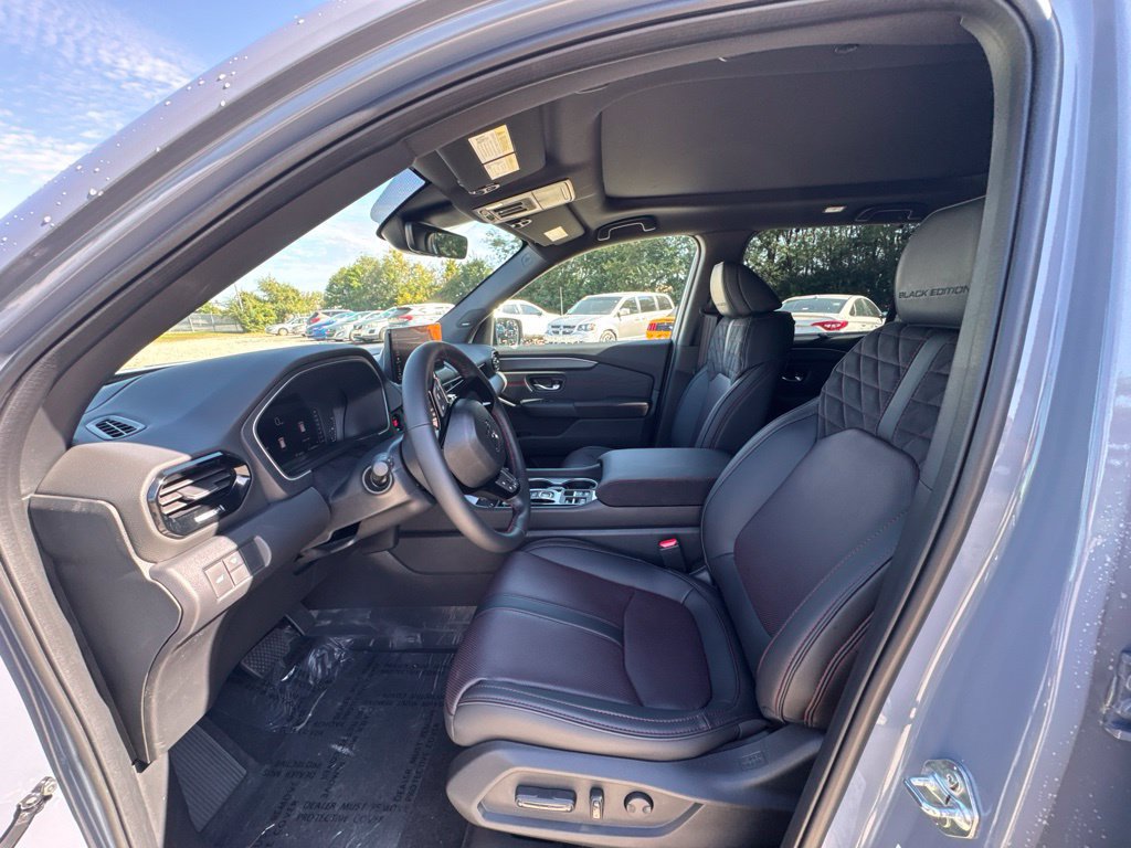 New 2026 Honda Pilot Black Edition image 13