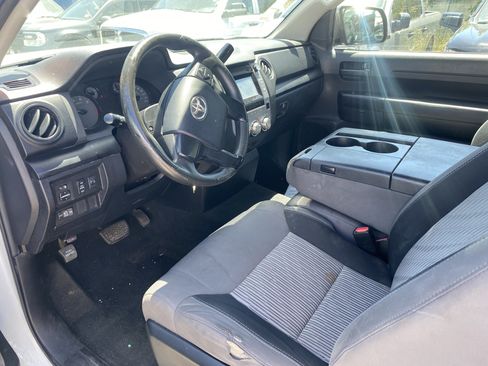 Used 2017 Toyota Tundra SR RWD image 11
