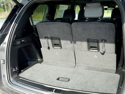 New 2025 Jeep Grand Cherokee L Limited image 32