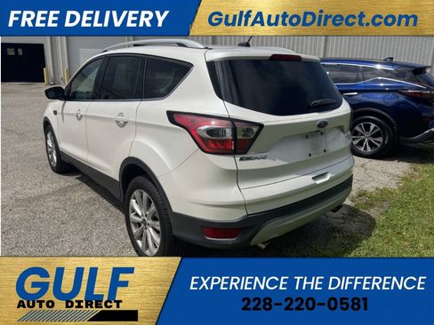 Used 2017 Ford Escape Titanium FWD image 5