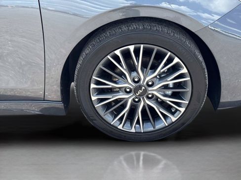 Used 2024 Kia Forte GT-Line w/ GT-Line Premium Package FWD image 34