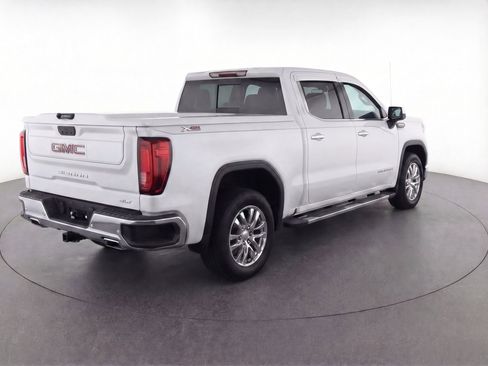 Used 2021 GMC Sierra 1500 SLT w/ SLT Convenience Package image 4