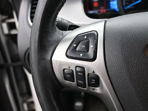 Used 2017 Ford Taurus SHO AWD/4WD image 23