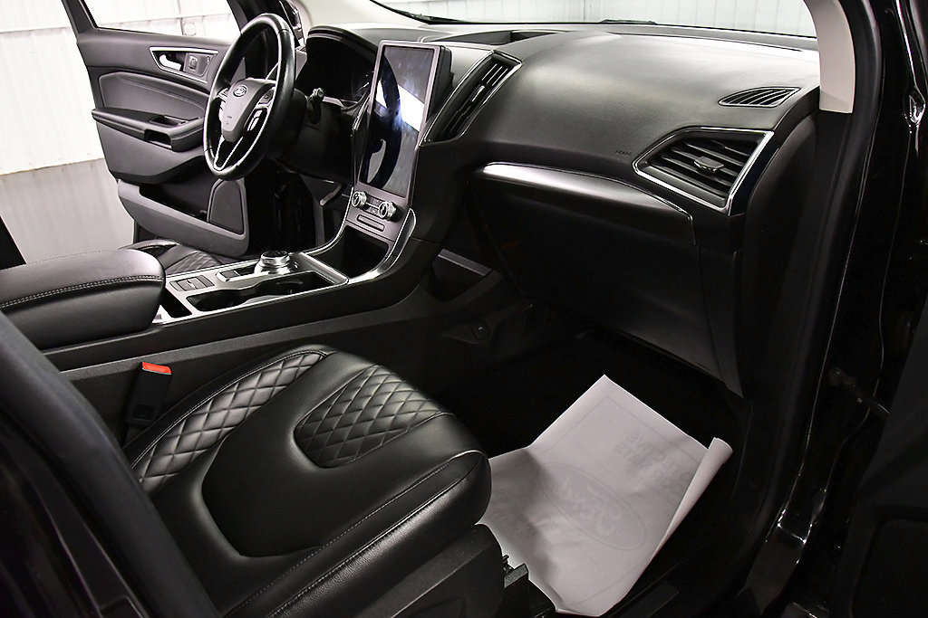 Used 2024 Ford Edge Titanium AWD/4WD image 28