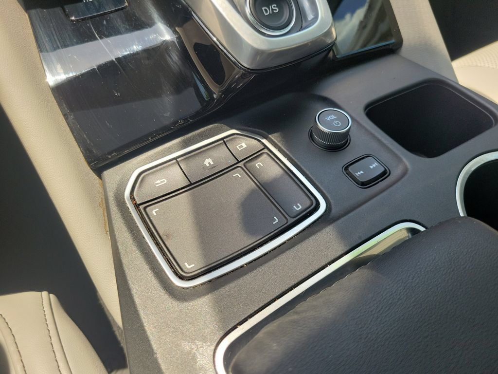 Used 2024 Acura MDX w/ Technology Package FWD image 30