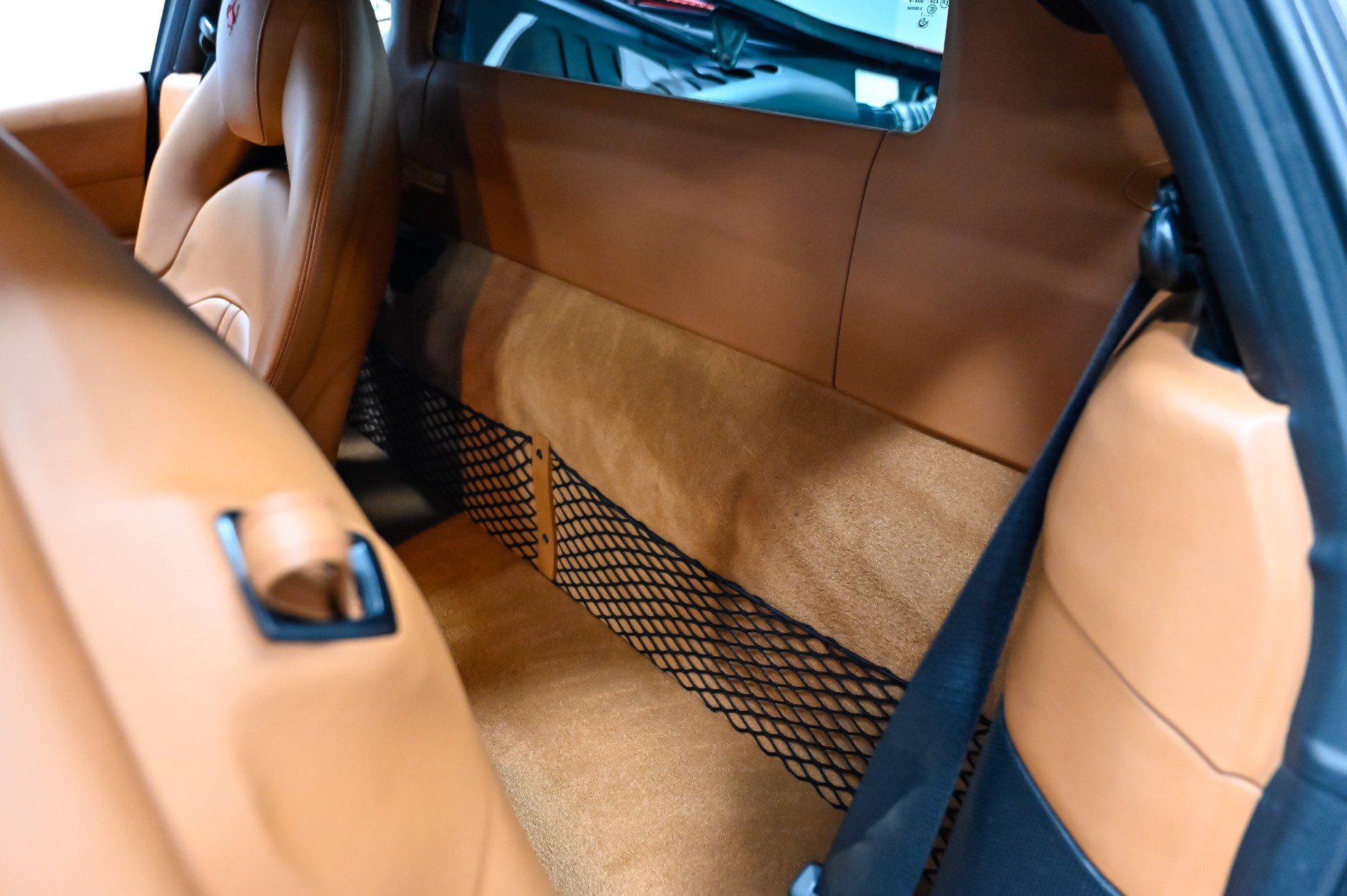 Used 2018 Ferrari 488 GTB RWD image 36