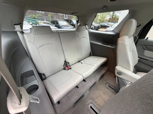 Used 2017 GMC Acadia Limited SLT image 35