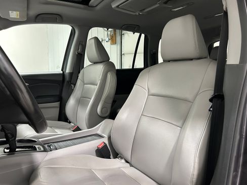 Used 2019 Honda Pilot EX-L image 25
