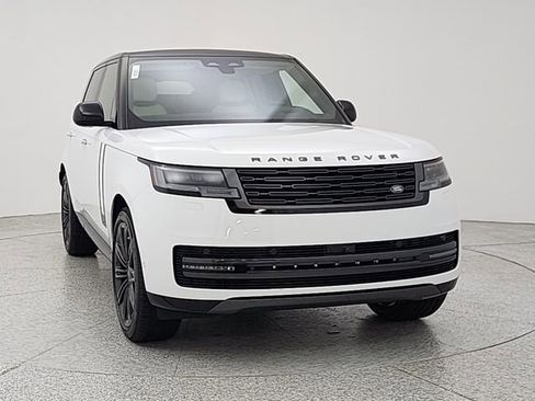 New 2026 Land Rover Range Rover SE AWD/4WD image 2